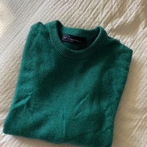 GAP Sweater